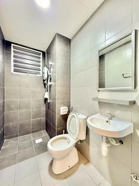 Apartment for Rent at Vista Hijauan - Sue Ahmad - Bathroom - PropertyGuru.com.my