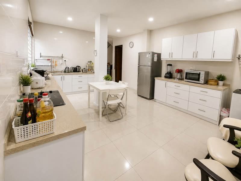 Semi-Detached House for Sale in Taman Saujana Suria (Kajang) - BILYA ARIFF - Kitchen - PropertyGuru.com.my