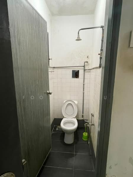 Rumah Teres 1-Tingkat untuk Dijual di Taman Sri Ehsan (Kepong) - Foo Sek Mou - Bathroom - PropertyGuru.com.my