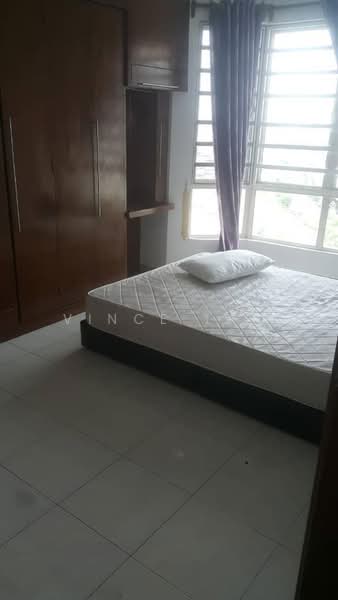 Kondominium untuk Dijual di Gold Coast Resort Condominium - Vince Tan - Bedroom - PropertyGuru.com.my