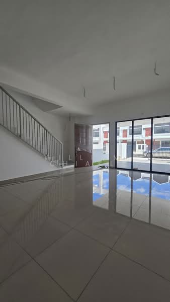 2-storey Terraced House for Sale in Puchong (Selangor) - WILLIAM CHIAKL - Living Room - PropertyGuru.com.my