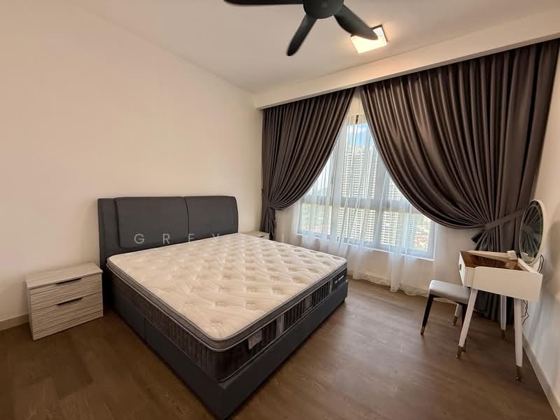 Kondominium untuk Dijual di Park Place - Grey Lim H N - Bedroom - PropertyGuru.com.my