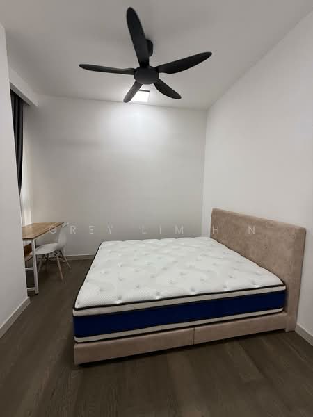 Kondominium untuk Dijual di Park Place - Grey Lim H N - Bedroom - PropertyGuru.com.my