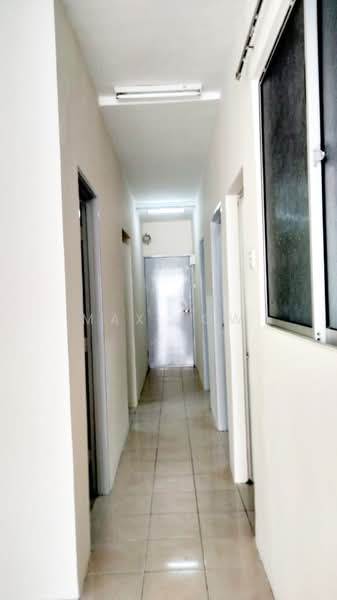 Apartment for Sale at Residensi Bistaria - Max Low - Corridor - PropertyGuru.com.my