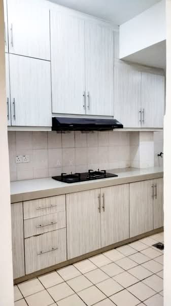 Apartment for Sale at Residensi Bistaria - Max Low - Kitchen - PropertyGuru.com.my
