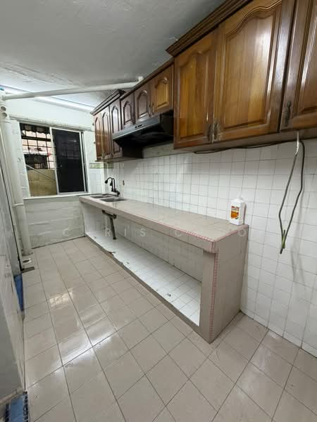Flat for Rent at Flat Pandan Jaya - Chris Choo - Kitchen - PropertyGuru.com.my