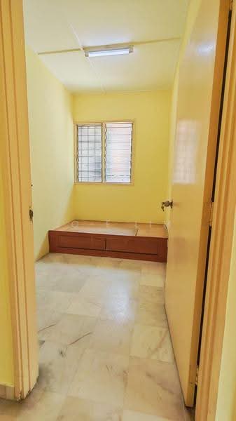 Pangsapuri untuk Dijual di Happy Garden Apartment - Jo-e Lim - Interior - PropertyGuru.com.my