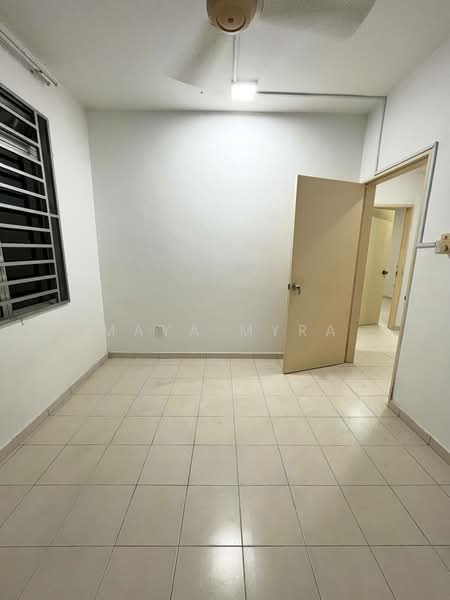 Apartment for Rent at E-Mas Villa - Maya Myra - Interior - PropertyGuru.com.my