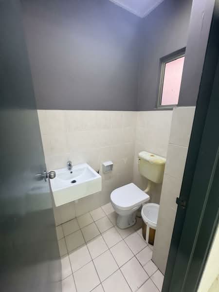 Apartment for Sale at Sri Ehsan - Bryan Yeoh - Bathroom - PropertyGuru.com.my