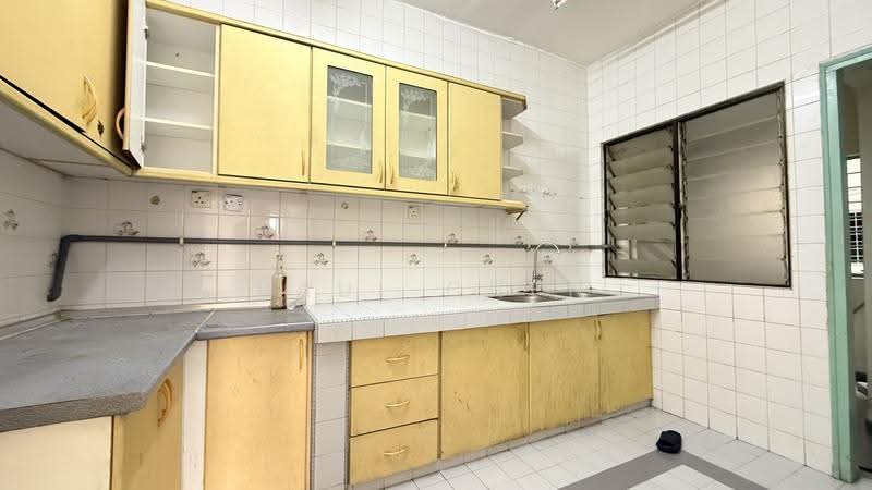 Kondominium untuk Disewa di Taman Desa Pesona - Paul Chen - Kitchen - PropertyGuru.com.my