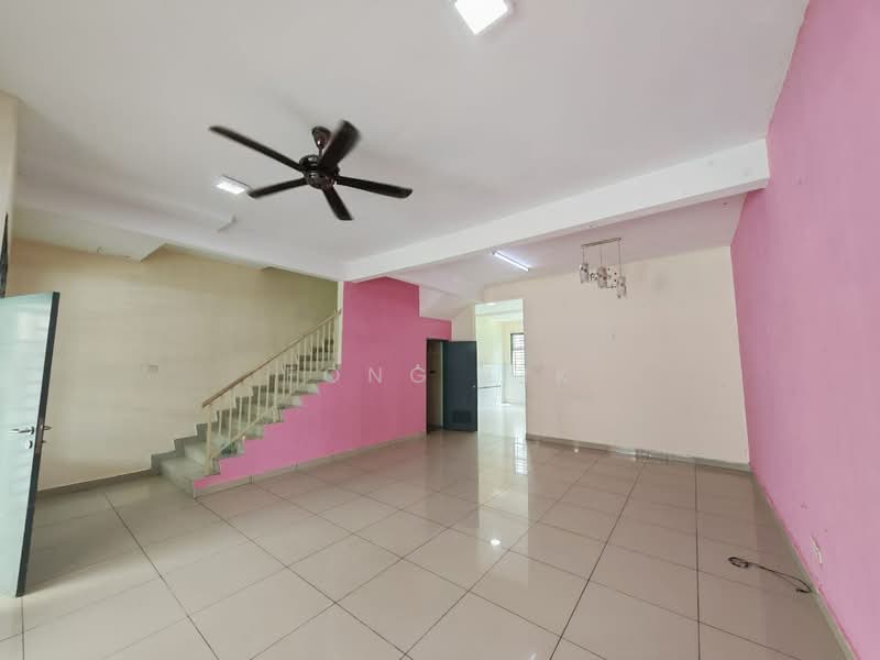 2-storey Terraced House for Sale in Taman Pulai Indah (Johor Bahru) - Fong Lik - Living Room - PropertyGuru.com.my