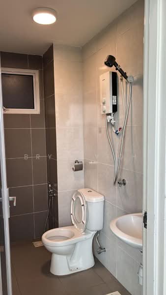 Kediaman Servis untuk Disewa di Saville D'lake - Bryan Yeoh - Bathroom - PropertyGuru.com.my