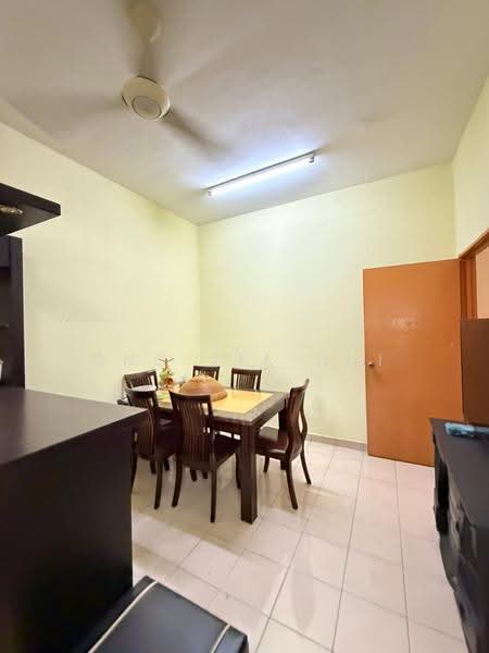 2-storey Terraced House for Sale in Taman Bukit Chedang (Seremban) - Ong Jia Hui - Dining Room - PropertyGuru.com.my