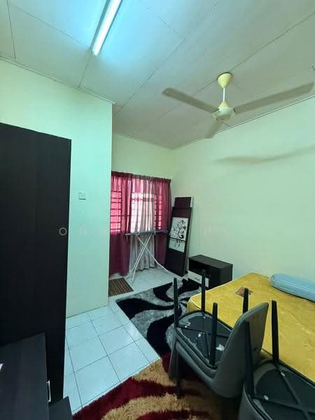 2-storey Terraced House for Sale in Taman Bukit Chedang (Seremban) - Ong Jia Hui - Bedroom - PropertyGuru.com.my