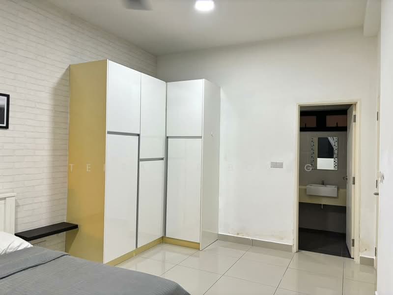 Kediaman Servis untuk Disewa di Meridin Suites @ The Meridin - Terrance Soong - Bedroom - PropertyGuru.com.my