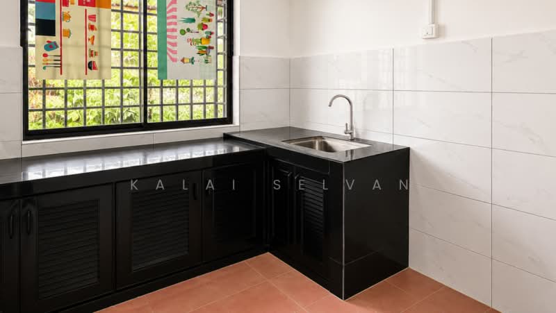 Flat for Rent at Rumah Pangsa Larkin - Kalai Selvan - Kitchen - PropertyGuru.com.my