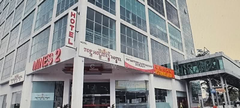 Shop / Office untuk Dijual di Mines Resort City (Seri Kembangan) - FC Wong - Exterior - PropertyGuru.com.my