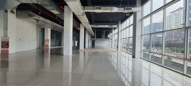 Interior Mines 2 Retail Office Complex