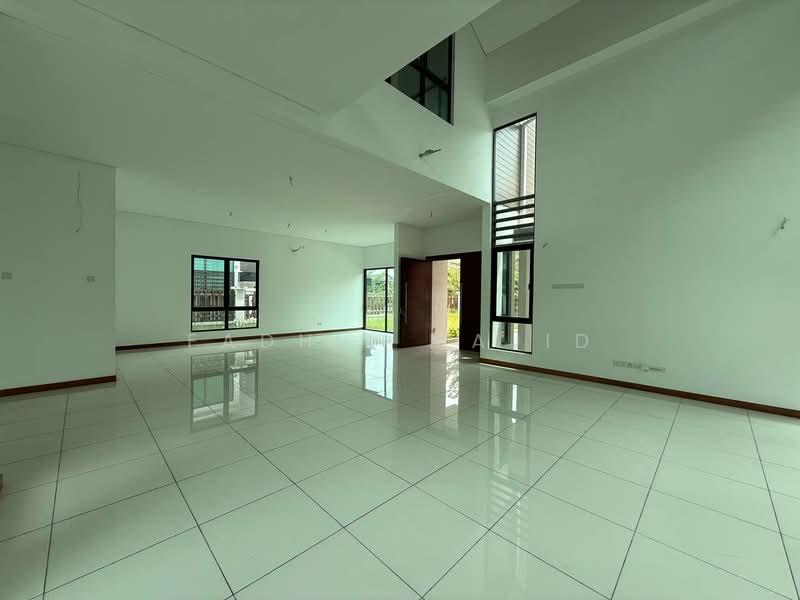 Bungalow House untuk Dijual di Subang Bestari (Shah Alam) - Fadhil Majid - Living Room - PropertyGuru.com.my