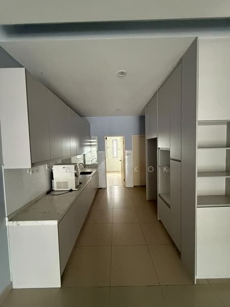 2-storey Terraced House for Sale in Rawang (Selangor) - Elvis Kok - Kitchen - PropertyGuru.com.my
