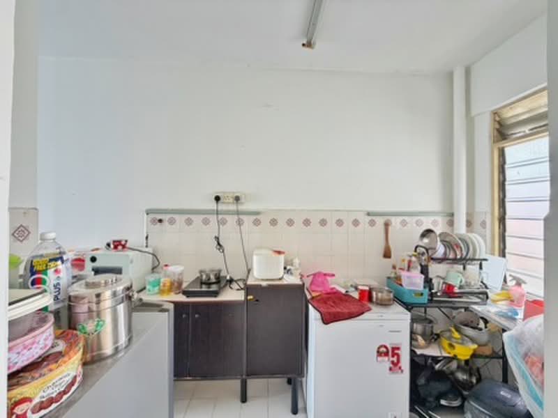 Condominium for Sale at Relau Indah Condominium - Gary Goh - Kitchen - PropertyGuru.com.my
