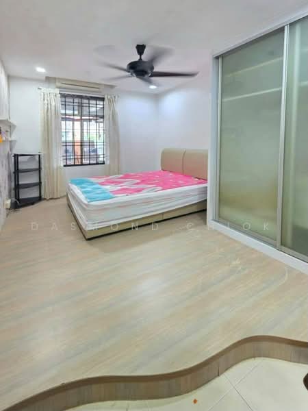 1-storey Terraced House for Sale in Taman Setia Indah (Tebrau) - Dasmond Chiok - Bedroom - PropertyGuru.com.my