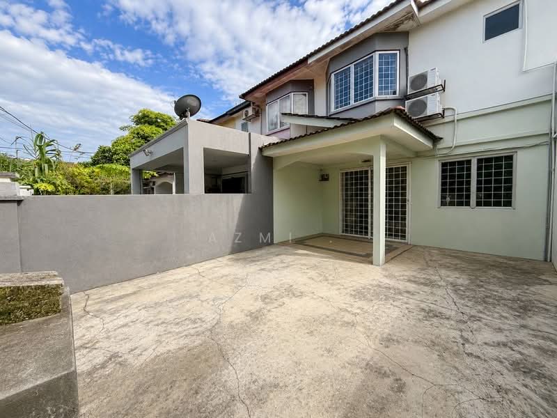 Rumah Teres 2-Tingkat untuk Dijual di Bandar Puchong Utama (Puchong) - Azmi . - PropertyGuru.com.my