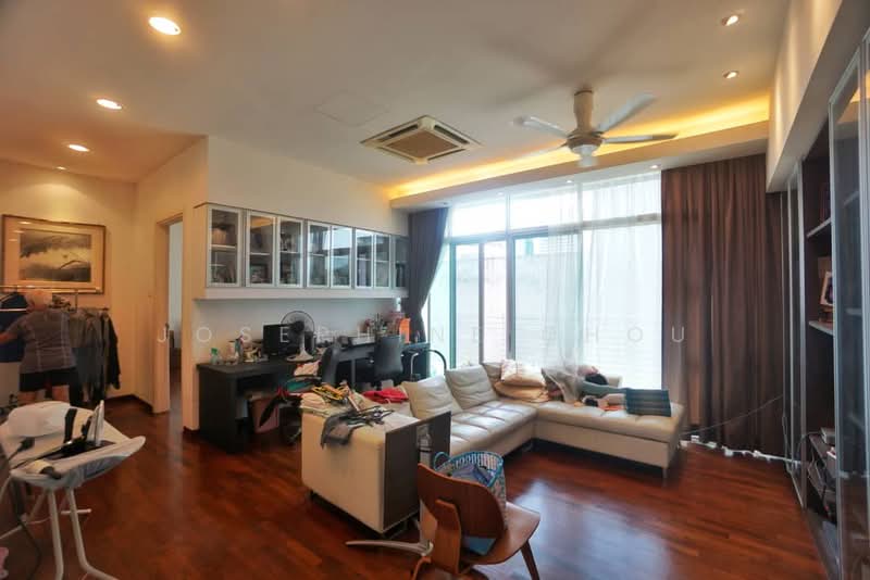 Bungalow House untuk Dijual di Glenmarie (Selangor) - Josephine Chou - Living Room - PropertyGuru.com.my