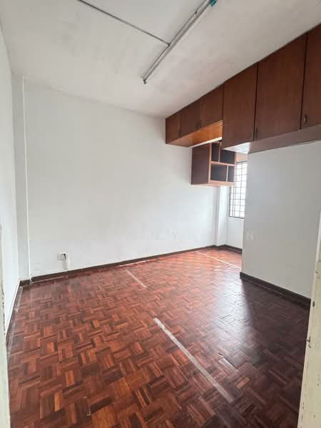 Pangsapuri untuk Disewa di Teratai Mewah Apartment Block 4 & 6 - Tiffany Tan - Interior - PropertyGuru.com.my