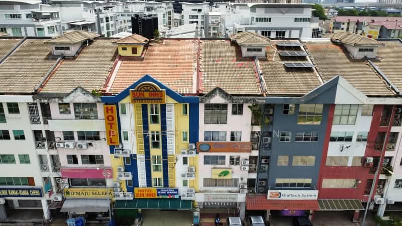 Shop / Office for Rent in Kelana Jaya (Petaling Jaya) - Pearly Gan - Exterior - PropertyGuru.com.my