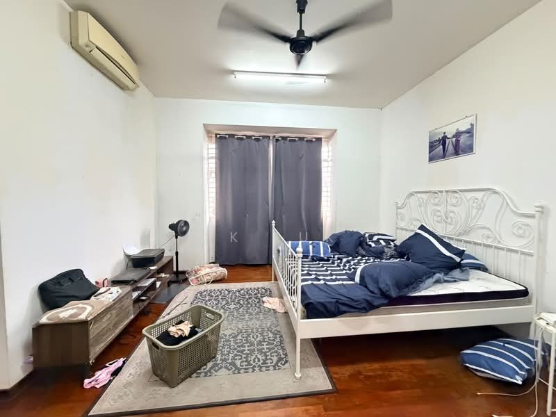 Semi-Detached House for Sale in Kota Emerald (Rawang) - SK Luk - Bedroom - PropertyGuru.com.my