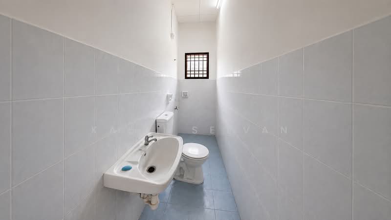 2-storey Terraced House for Sale in Ulu Tiram (Johor) - Kalai Selvan - Bathroom - PropertyGuru.com.my