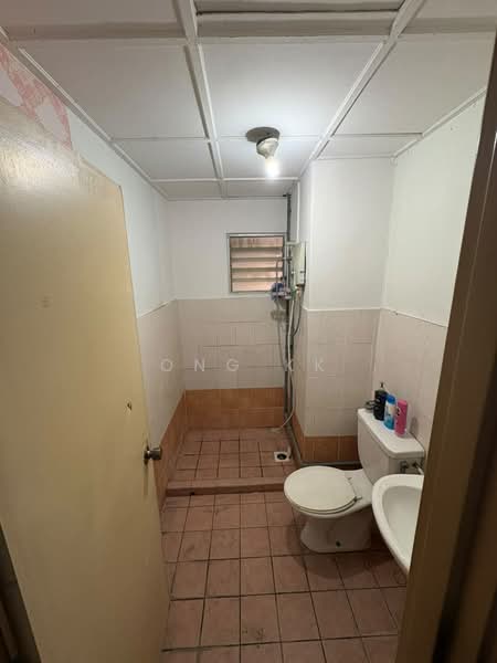 Condominium for Sale at Koi Tropika - Ong KK - Bathroom - PropertyGuru.com.my