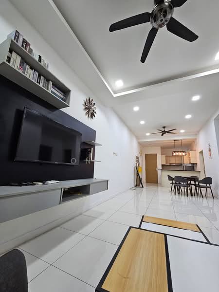 Kediaman Servis untuk Dijual di Skypod Residence - Ong KK - Living Room - PropertyGuru.com.my