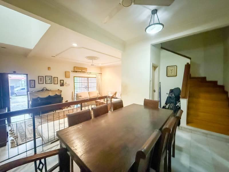 Rumah Teres 2-Tingkat untuk Dijual di Bukit Jelutong (Shah Alam) - Azmi . - PropertyGuru.com.my
