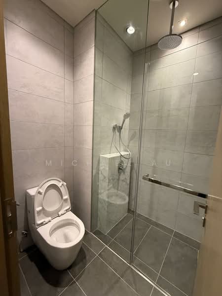 Kediaman Servis untuk Disewa di The Conlay - Michael Au - Bathroom - PropertyGuru.com.my