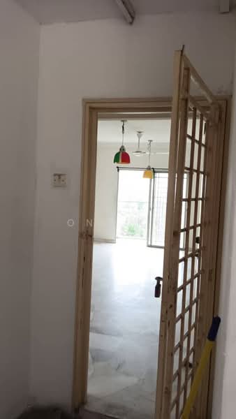 Pangsapuri untuk Dijual di Kenanga Apartments - Ong KK - Interior - PropertyGuru.com.my