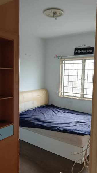 Pangsapuri untuk Dijual di Kenanga Apartments - Ong KK - Bedroom - PropertyGuru.com.my