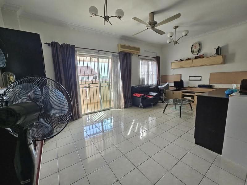 Rumah Teres 2.5-Tingkat untuk Dijual di Taman Megah Kepong (Kepong) - Kent Fatt - Living Room - PropertyGuru.com.my