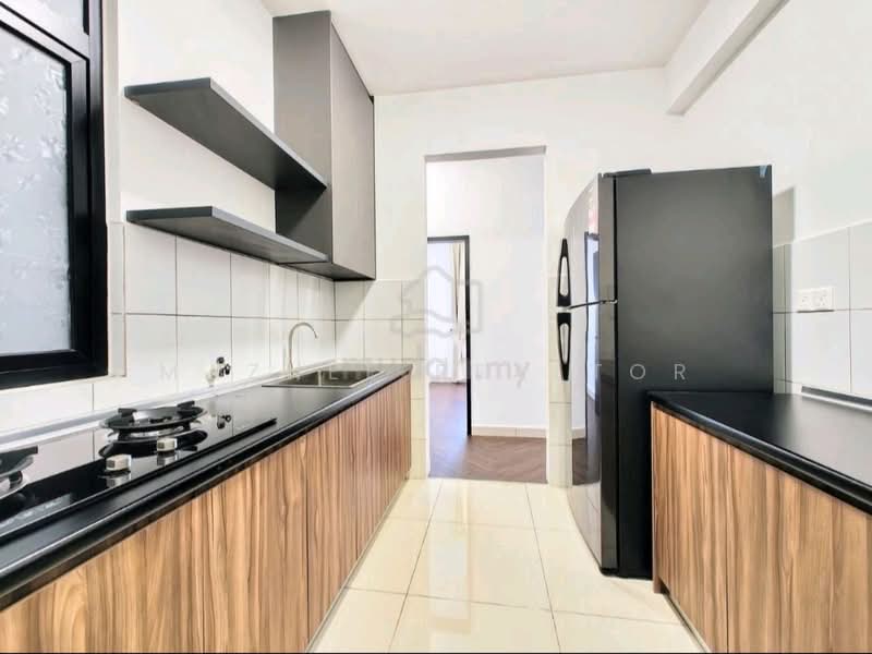 Kondominium untuk Disewa di Setia Seraya Residences - Maznee Realtor - Kitchen - PropertyGuru.com.my