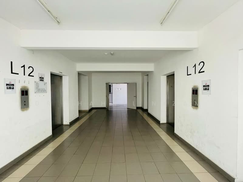 Pangsapuri untuk Dijual di Pangsapuri Seruling - Dr Shahril Nizam - Corridor - PropertyGuru.com.my
