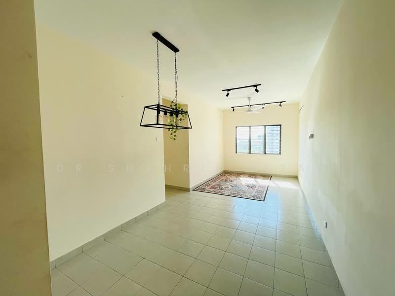 Pangsapuri untuk Dijual di Pangsapuri Seruling - Dr Shahril Nizam - Living Room - PropertyGuru.com.my