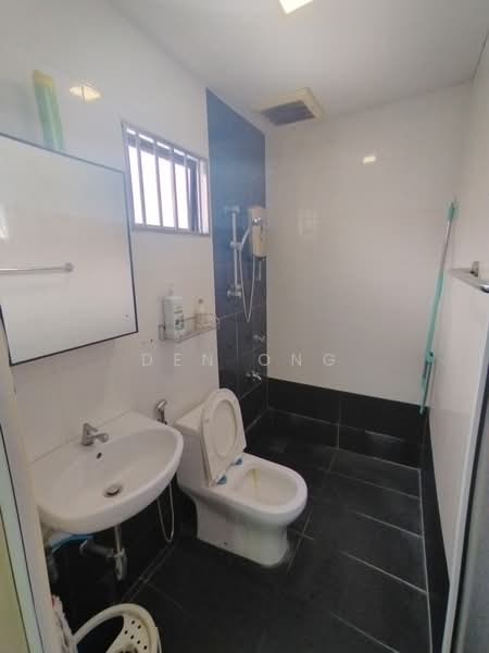 2-storey Terraced House for Sale in Klang (Selangor) - Den Ong - Bathroom - PropertyGuru.com.my