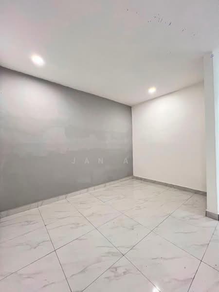 Semi-Detached House for Sale in Taman Dato' Yahya Shahban (Ulu Tiram) - JAN AU - Interior - PropertyGuru.com.my