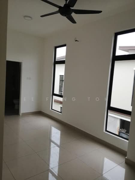 Cluster House for Sale in Bandar Cemerlang (Ulu Tiram) - Ee Fong Toh - Interior - PropertyGuru.com.my