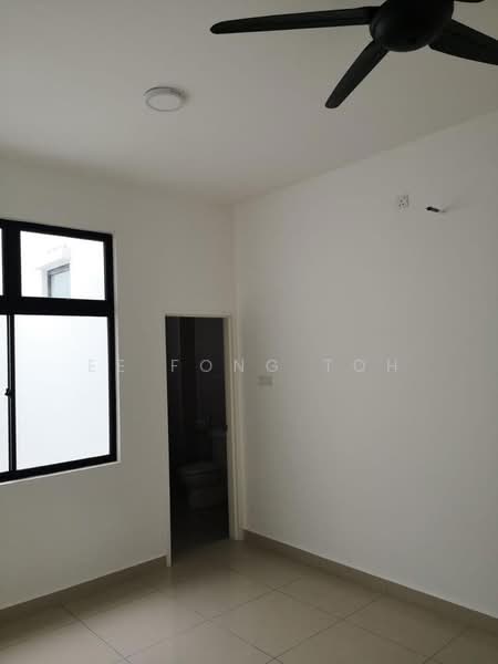 Cluster House for Sale in Bandar Cemerlang (Ulu Tiram) - Ee Fong Toh - Interior - PropertyGuru.com.my