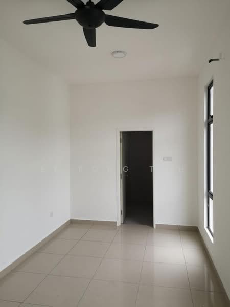 Cluster House for Sale in Bandar Cemerlang (Ulu Tiram) - Ee Fong Toh - Interior - PropertyGuru.com.my