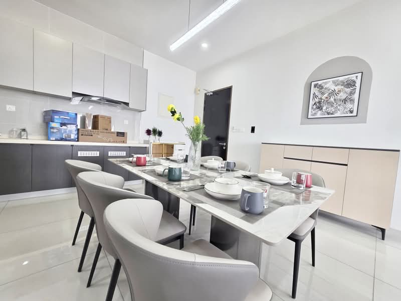 Condominium for Rent at Kings Bay @ Country Garden Danga Bay - Ben Foo - PropertyGuru.com.my