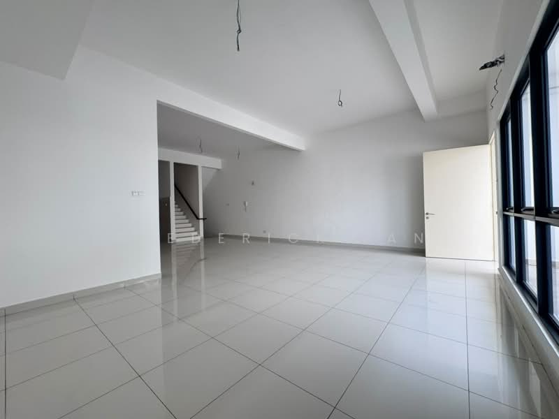 Terraced House for Sale in Damansara Perdana (Selangor) - Frederick Tan - Living Room - PropertyGuru.com.my