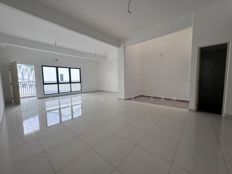 Terraced House for Sale in Damansara Perdana (Selangor) - Frederick Tan - Living Room - PropertyGuru.com.my